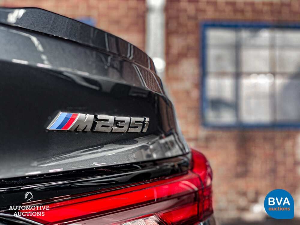 BMW M235i xDrive Gran Coupe M-Sport 2-serie 306pk 2020 -Org. NL-, J-701-LL