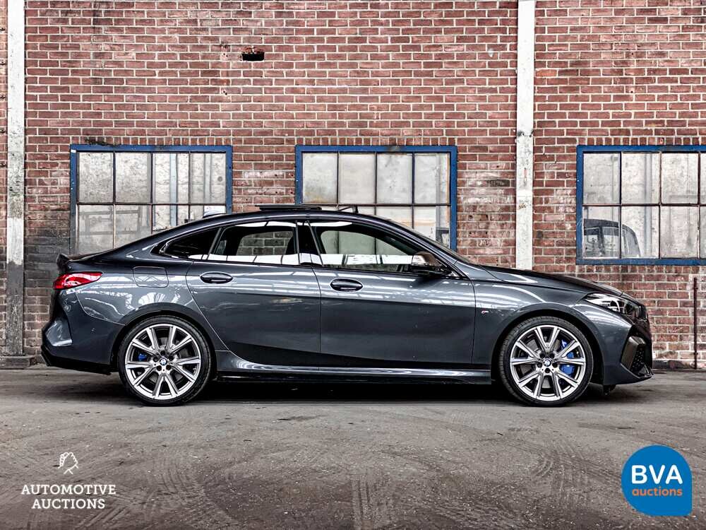BMW M235i xDrive Gran Coupe M-Sport 2-serie 306pk 2020 -Org. NL-, J-701-LL