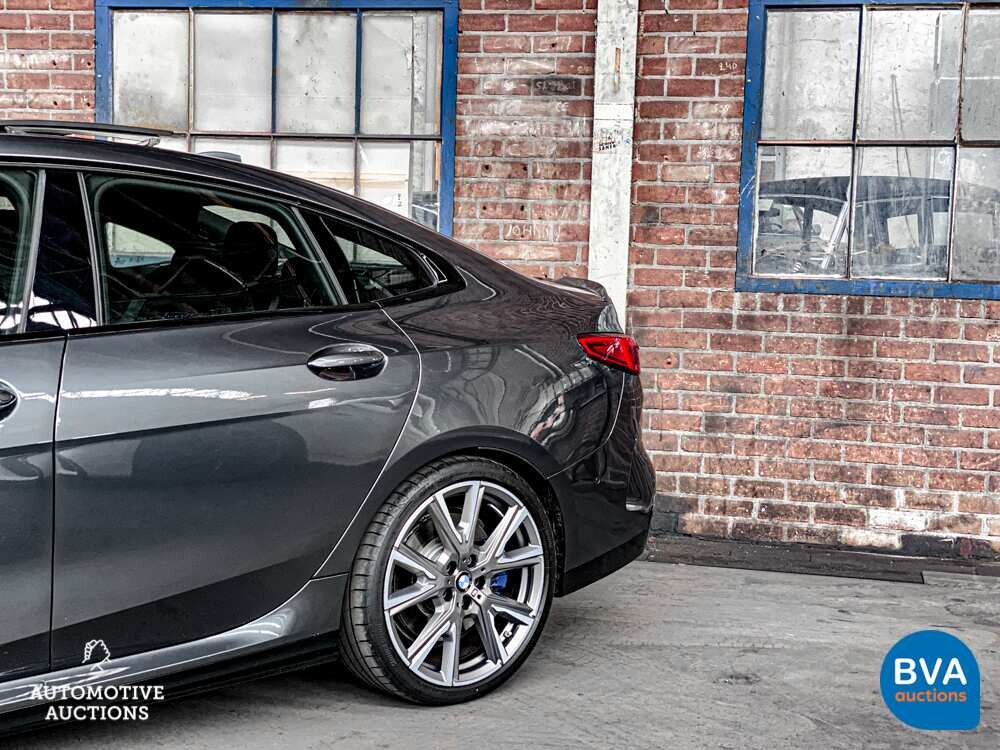 BMW M235i xDrive Gran Coupe M-Sport 2-serie 306pk 2020 -Org. NL-, J-701-LL