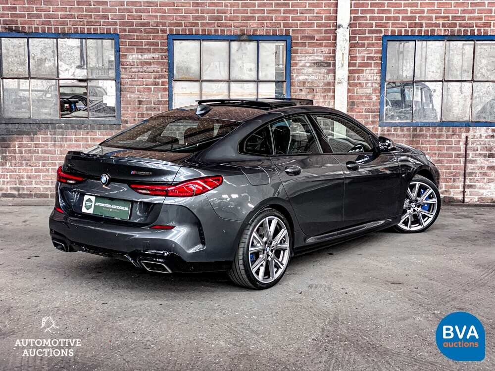BMW M235i xDrive Gran Coupe M-Sport 2-serie 306pk 2020 -Org. NL-, J-701-LL