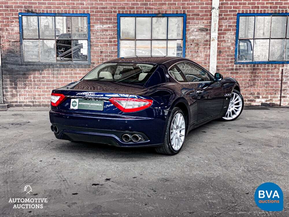 Maserati Gran Turismo 4.7 S 439 PS FACELIFT 2013 V8 S, TL-656-P.