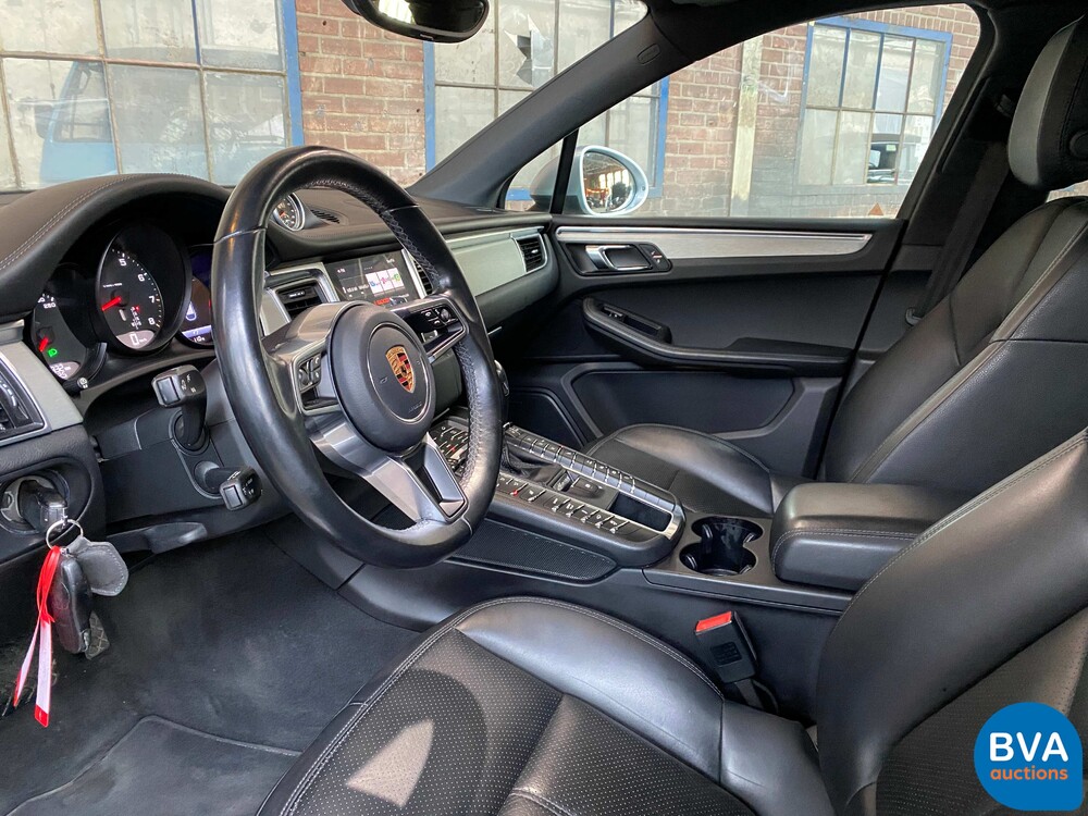 Porsche Macan Sportchrono 252pk 2016 -Org. NL-FACELIFT, JT-354-L.