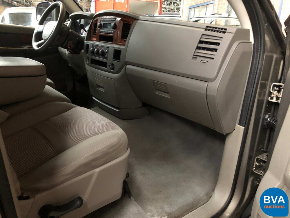 Dodge RAM 1500 SLT 6-persoons 314pk 2006 -YOUNGTIMER-