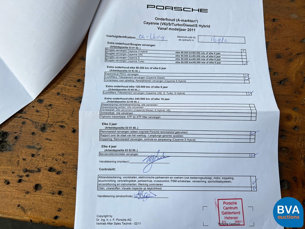 Porsche Cayenne 4.8 Turbo 500PS 2010 -Org. NL-, 04-LKV-9.