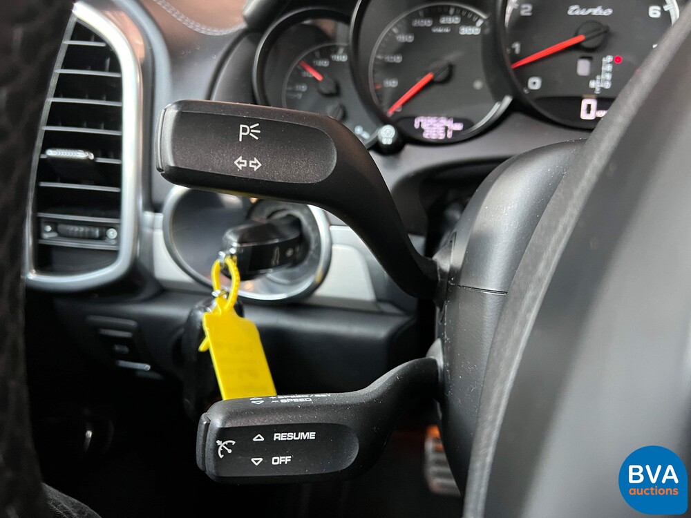 Porsche Cayenne 4.8 Turbo 500PS 2010 -Org. NL-, 04-LKV-9.