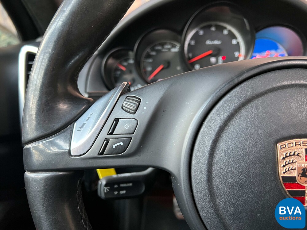 Porsche Cayenne 4.8 Turbo 500PS 2010 -Org. NL-, 04-LKV-9.
