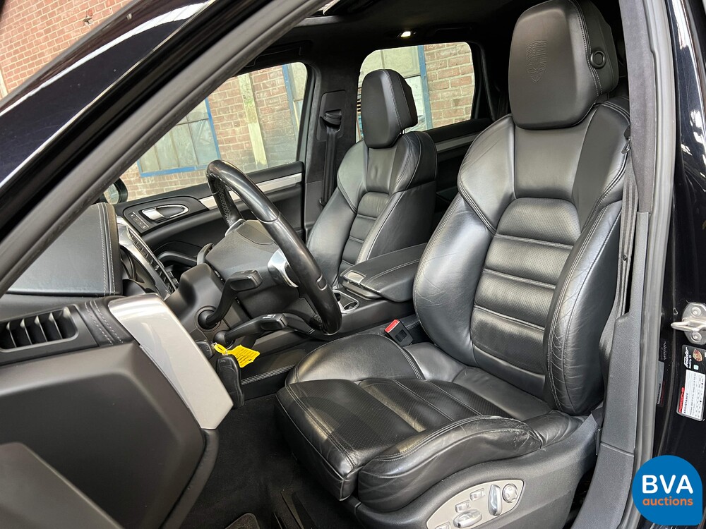 Porsche Cayenne 4.8 Turbo 500PS 2010 -Org. NL-, 04-LKV-9.