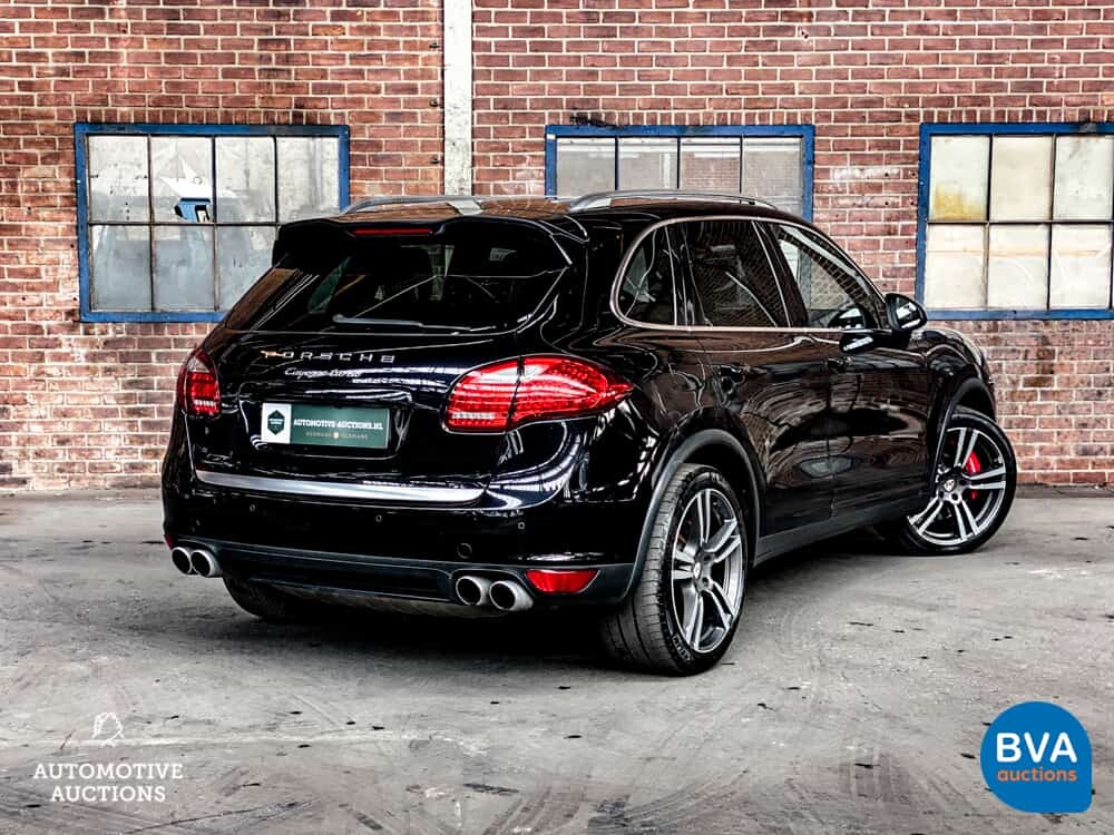 Porsche Cayenne 4.8 Turbo 500PS 2010 -Org. NL-, 04-LKV-9.