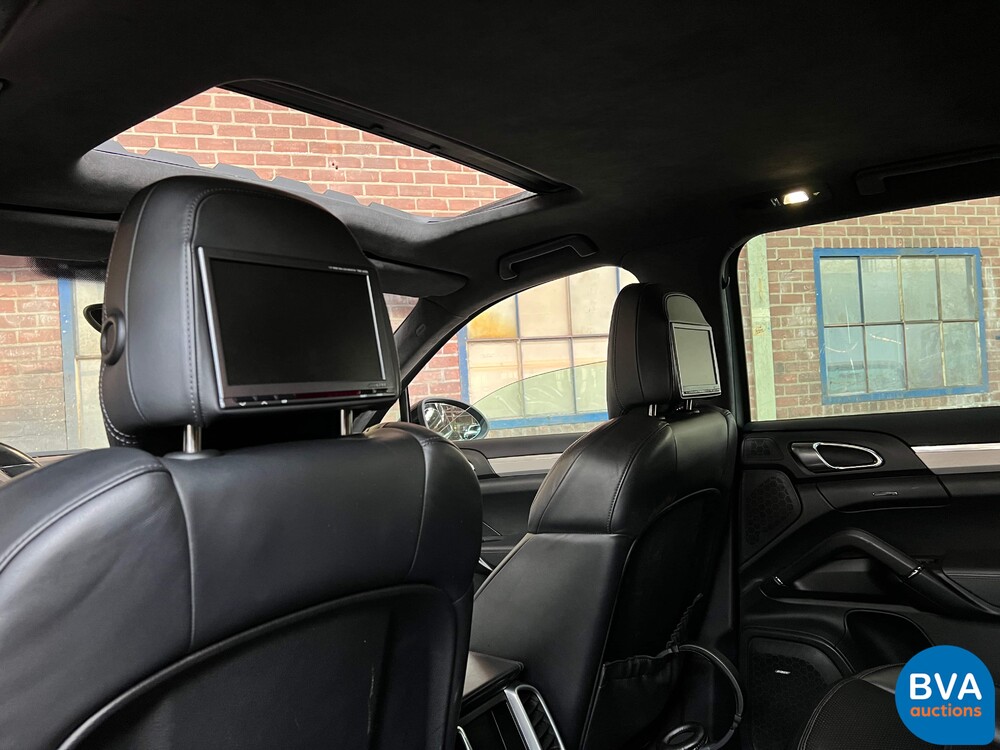 Porsche Cayenne 4.8 Turbo 500PS 2010 -Org. NL-, 04-LKV-9.