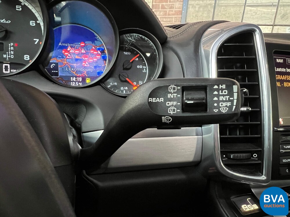 Porsche Cayenne 4.8 Turbo 500PS 2010 -Org. NL-, 04-LKV-9.