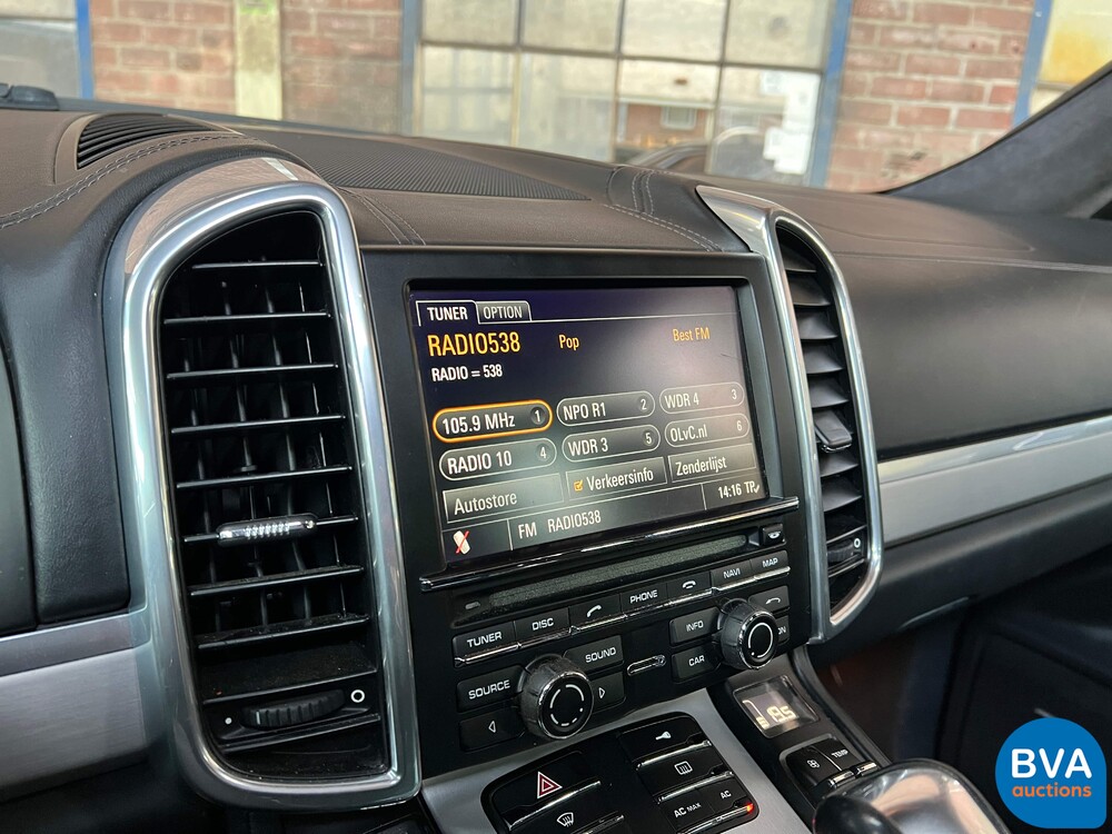 Porsche Cayenne 4.8 Turbo 500PS 2010 -Org. NL-, 04-LKV-9.
