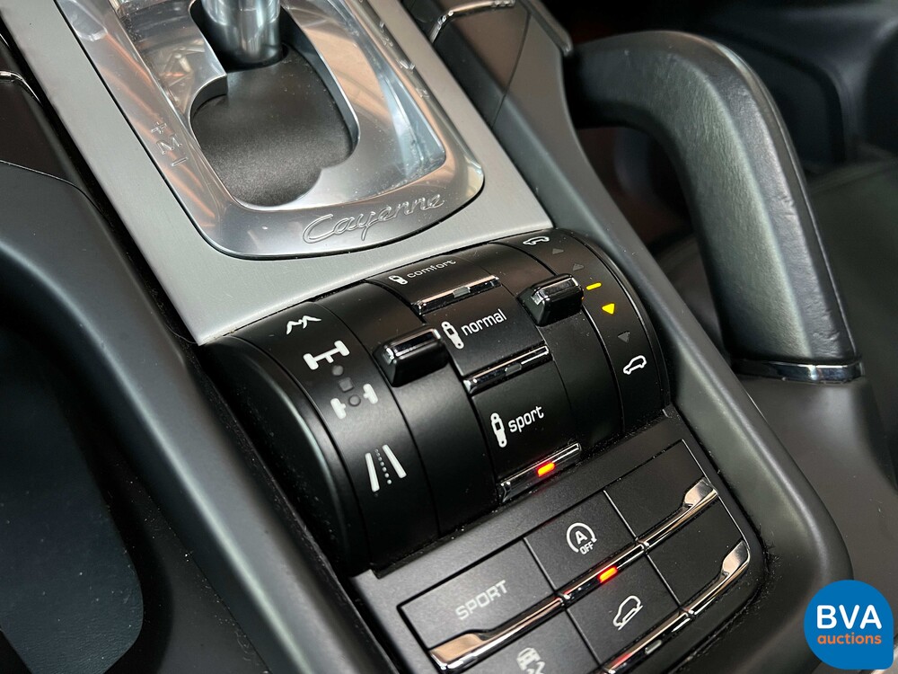 Porsche Cayenne 4.8 Turbo 500PS 2010 -Org. NL-, 04-LKV-9.