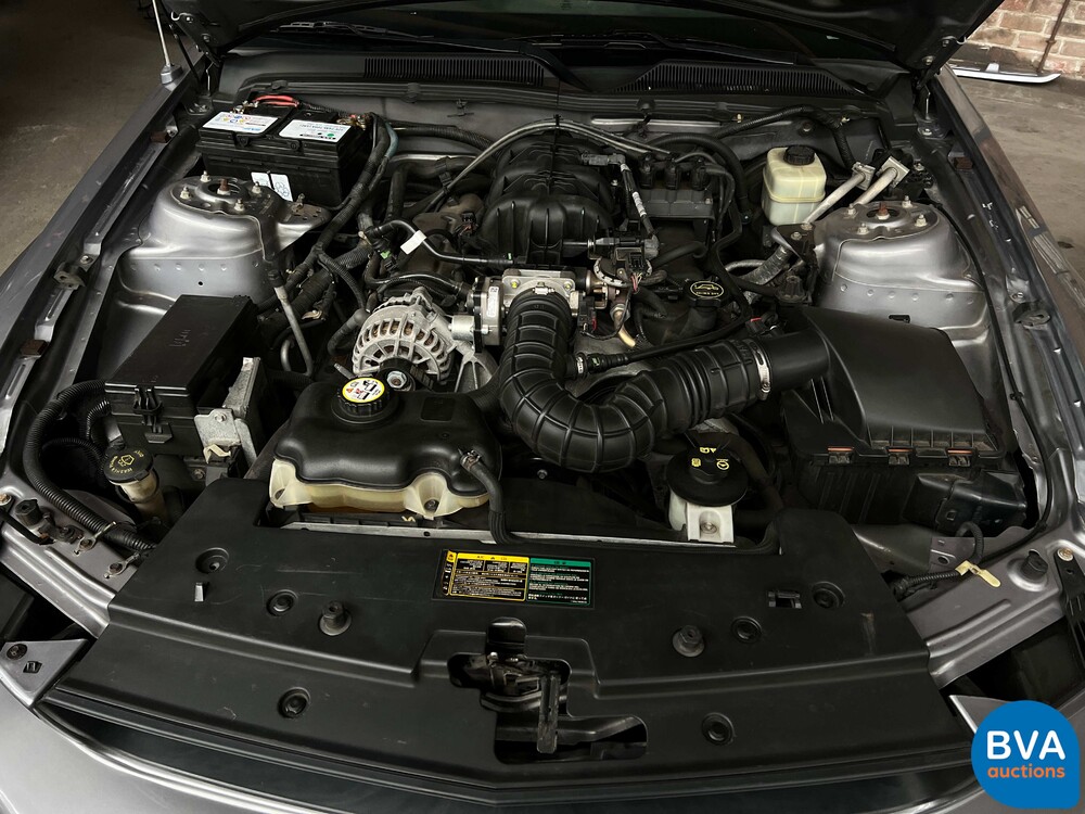 Ford Mustang Convertible Deluxe 4.0 V6 205pk 2006, TV-304-D