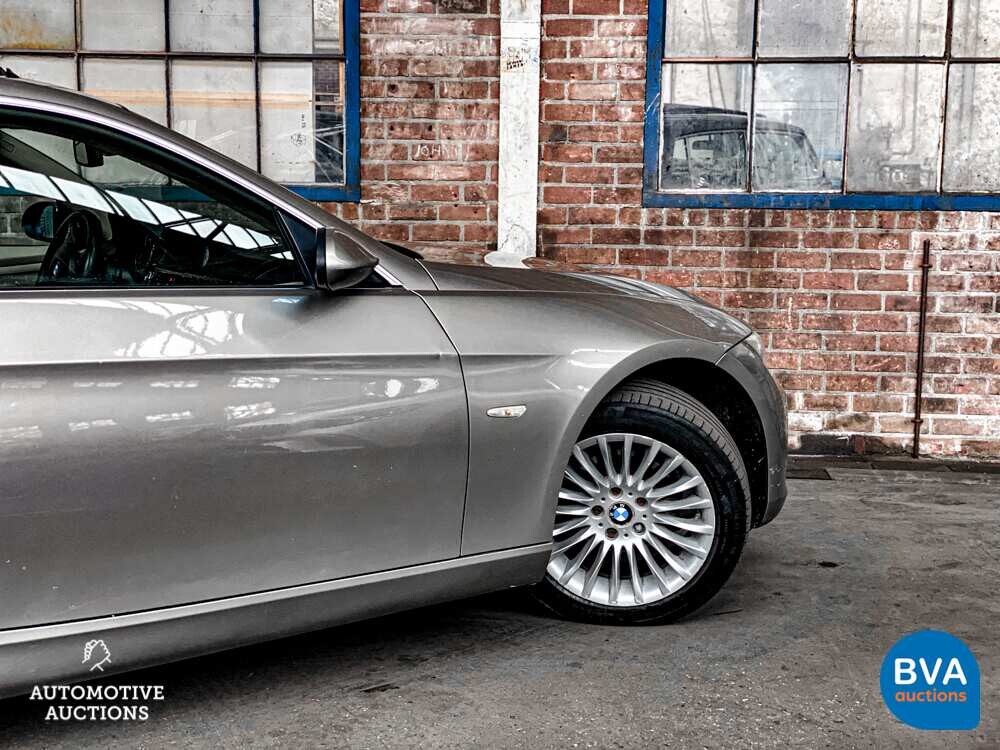 BMW 320i Coupé 163pk 3er 2007, 9-KLK-48.