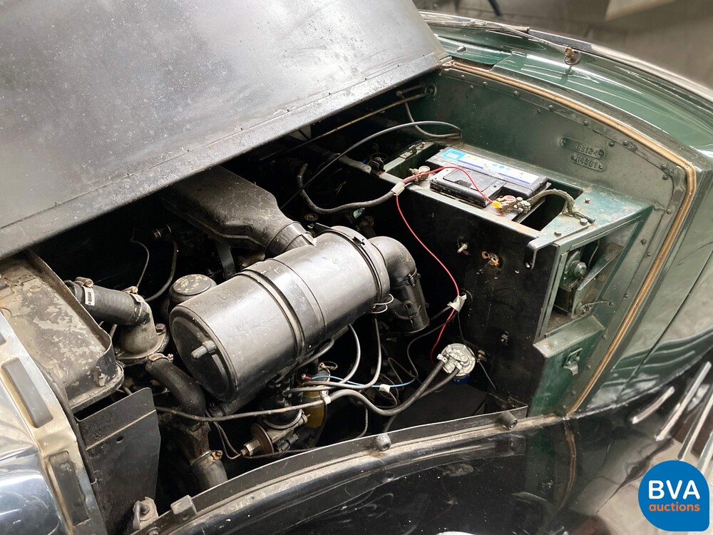 Triumph Saloon Rigid Body 2000 1936, DY-41-RT