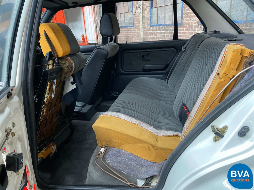 BMW 325i E30 170pk 1987 -DEMOMODEL-