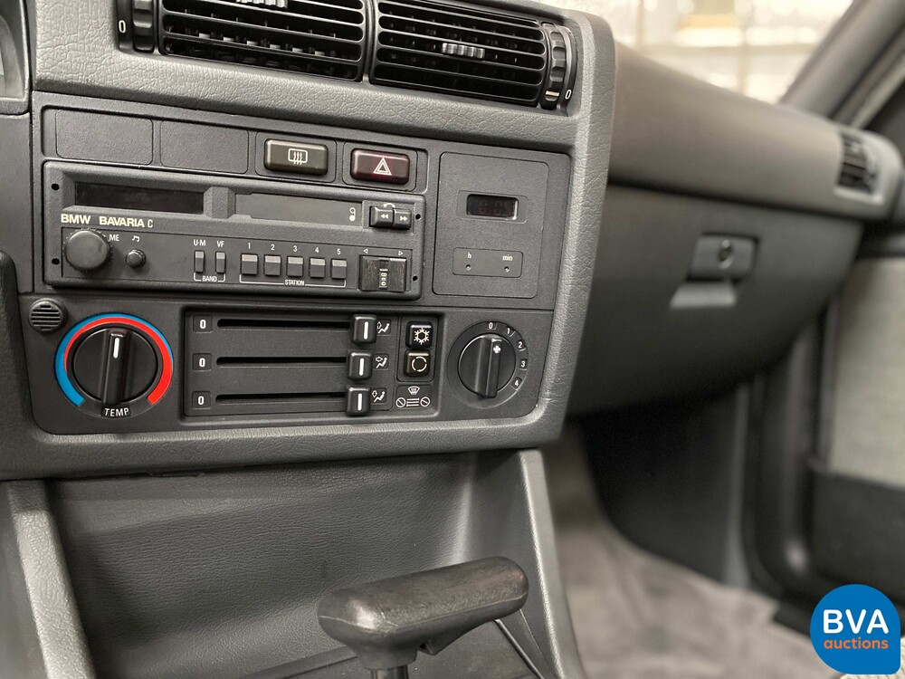 BMW 325i E30 170pk 1987 -DEMOMODEL-