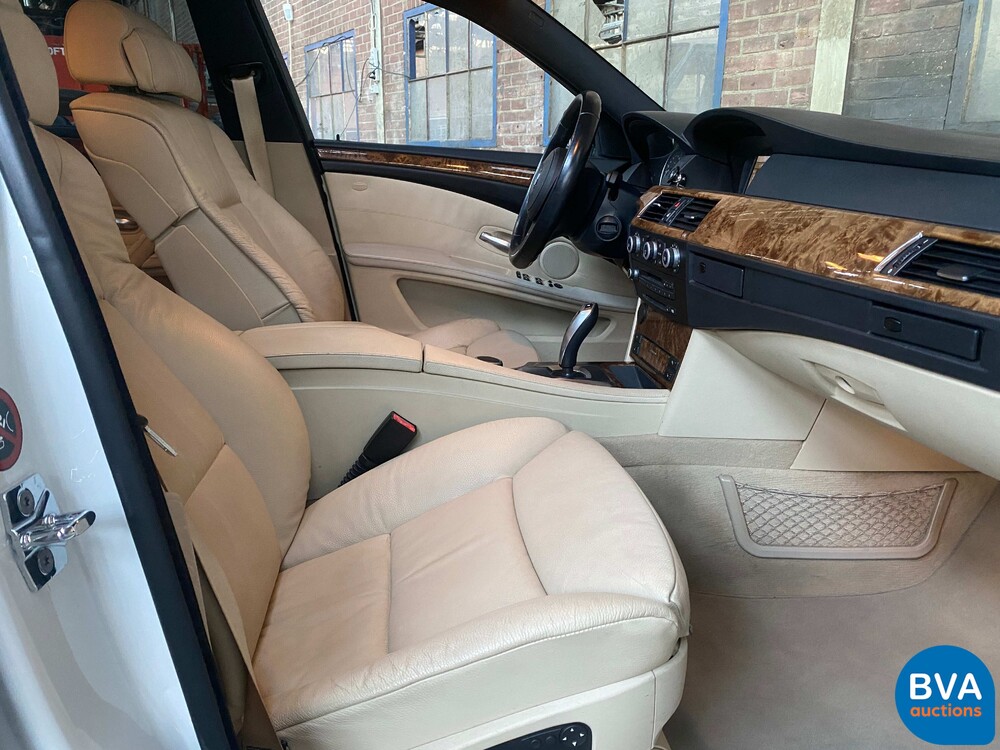 BMW 550i High Executive M Sport 367pk 2007 -YOUNGTIMER-.