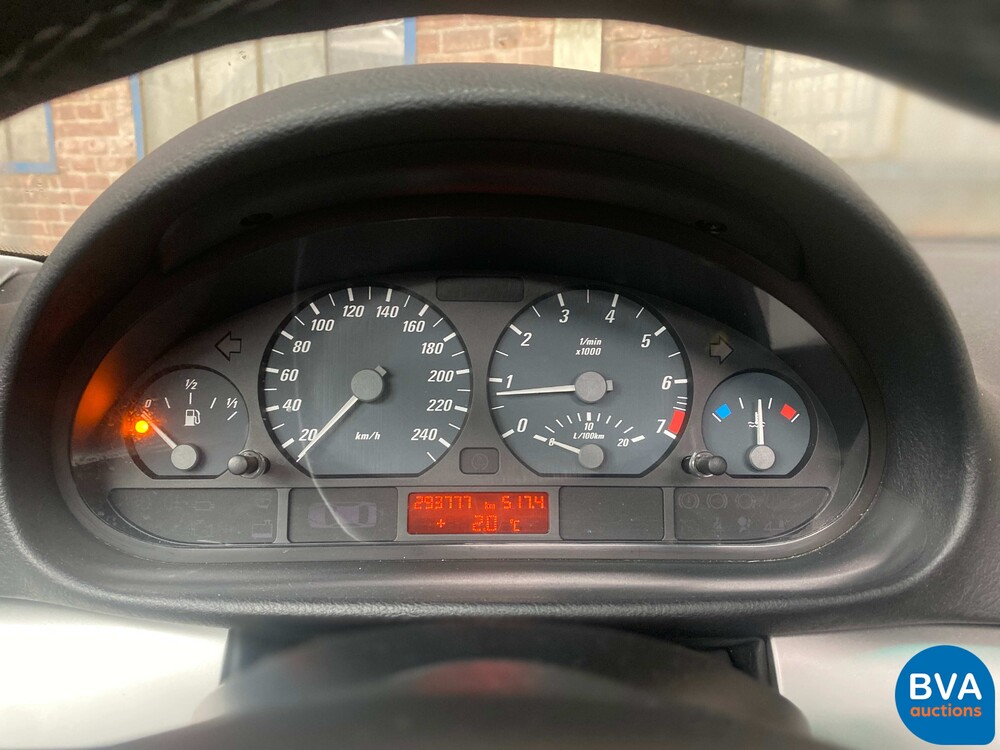 BMW 325Ci Executive Coupe 192pk 3-Serie 2004, JK-513-X