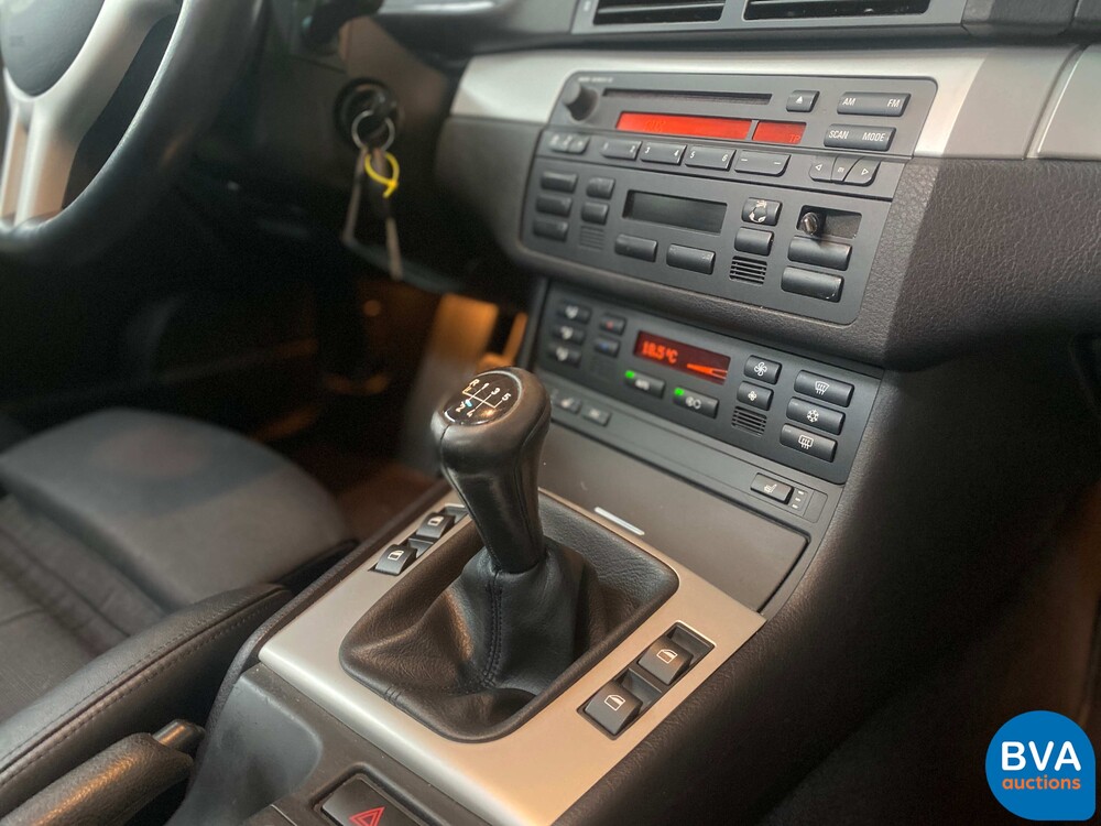 BMW 325Ci Executive Coupe 192pk 3-Serie 2004, JK-513-X