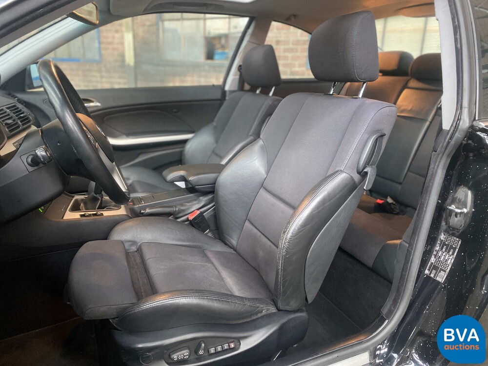 BMW 325Ci Executive Coupe 192pk 3-Serie 2004, JK-513-X