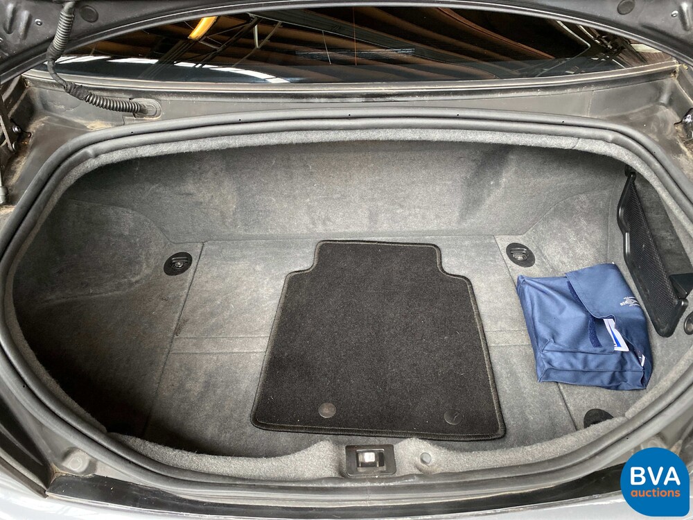 Maserati Quattroporte 4.2 V8 401PS 2005 -Org. NL-, 59-RB-FD.