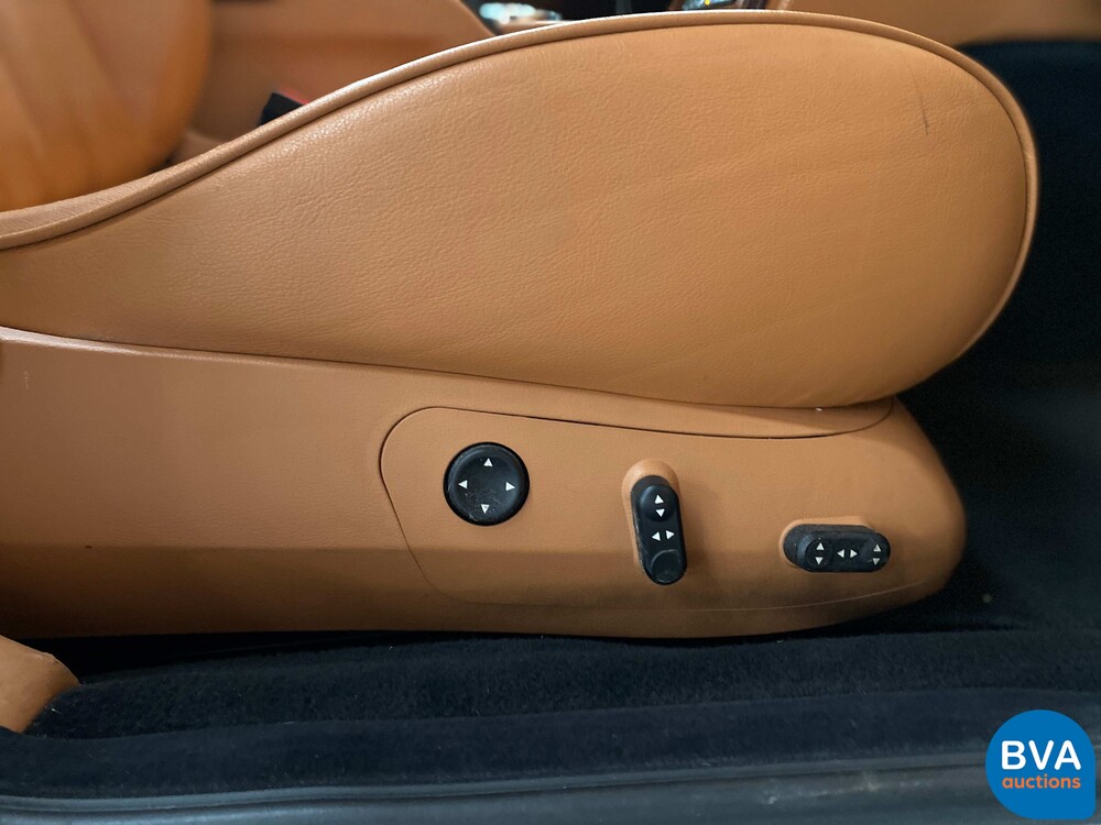 Maserati Quattroporte 4.2 V8 401PS 2005 -Org. NL-, 59-RB-FD.