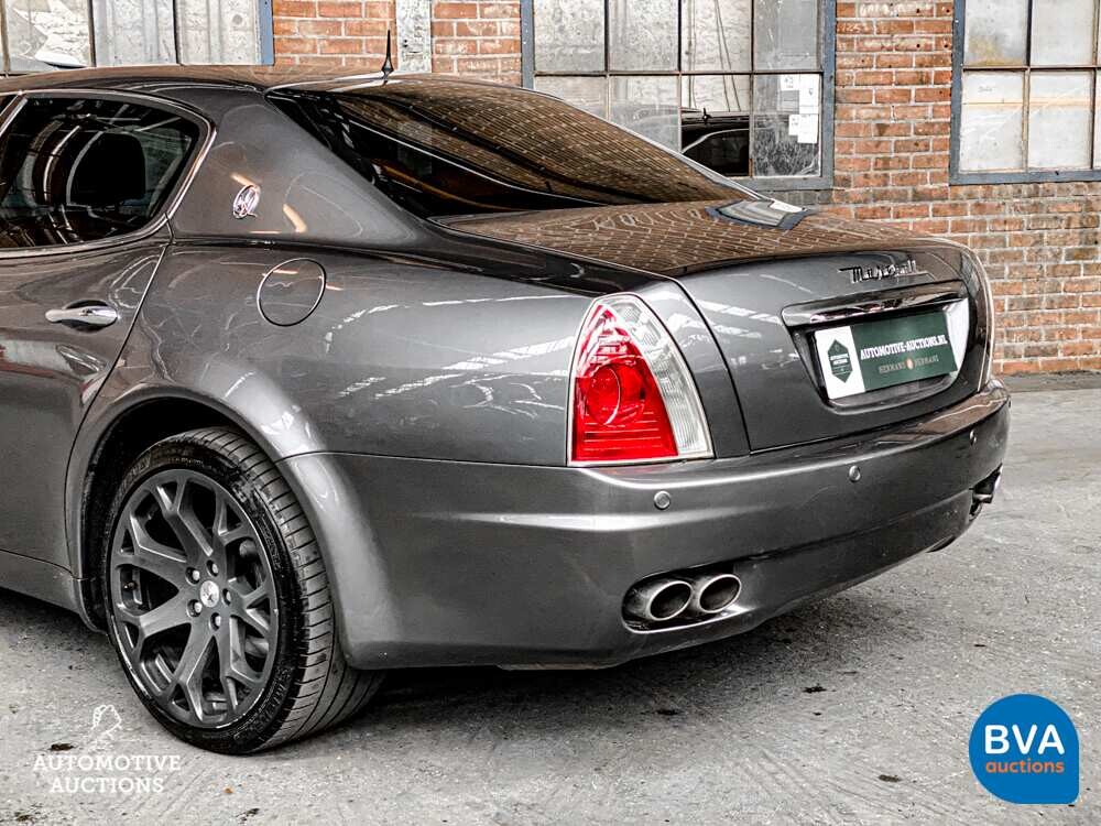 Maserati Quattroporte 4.2 V8 401PS 2005 -Org. NL-, 59-RB-FD.
