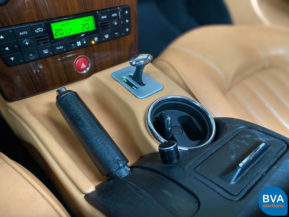 Maserati Quattroporte 4.2 V8 401PS 2005 -Org. NL-, 59-RB-FD.