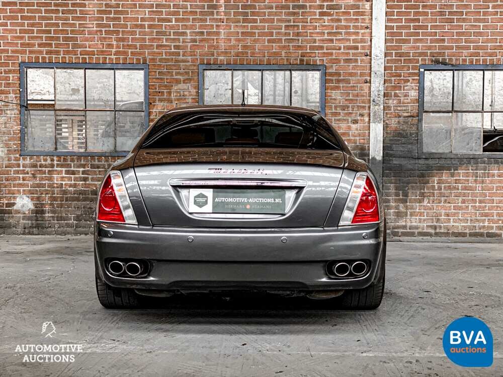 Maserati Quattroporte 4.2 V8 401PS 2005 -Org. NL-, 59-RB-FD.