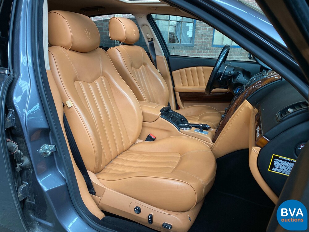 Maserati Quattroporte 4.2 V8 401PS 2005 -Org. NL-, 59-RB-FD.