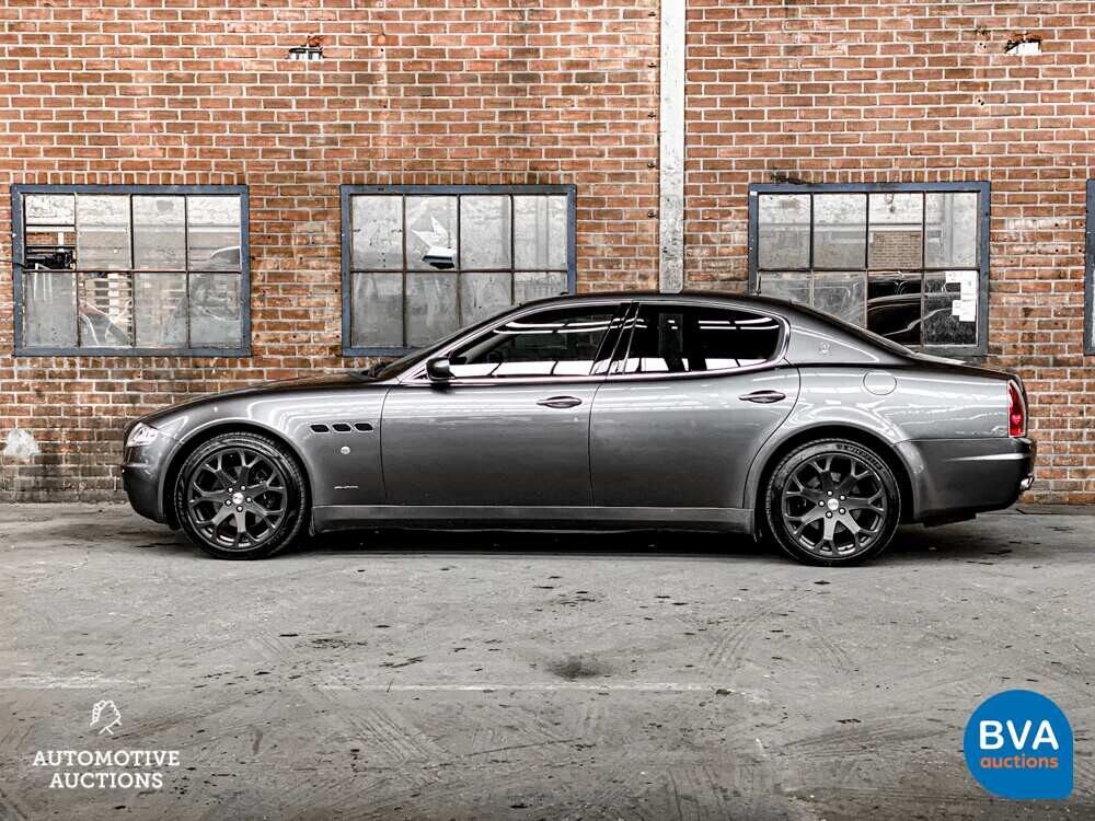 Maserati Quattroporte 4.2 V8 401PS 2005 -Org. NL-, 59-RB-FD.