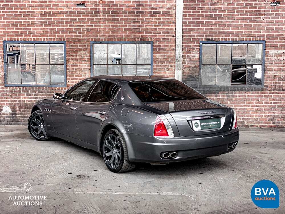 Maserati Quattroporte 4.2 V8 401PS 2005 -Org. NL-, 59-RB-FD.