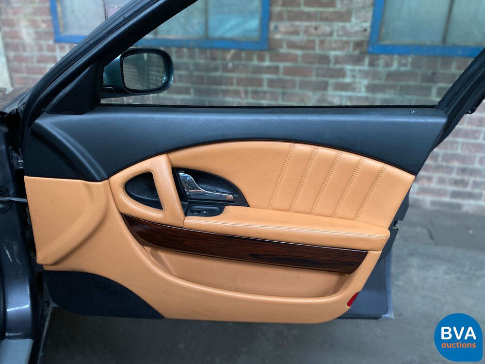 Maserati Quattroporte 4.2 V8 401PS 2005 -Org. NL-, 59-RB-FD.