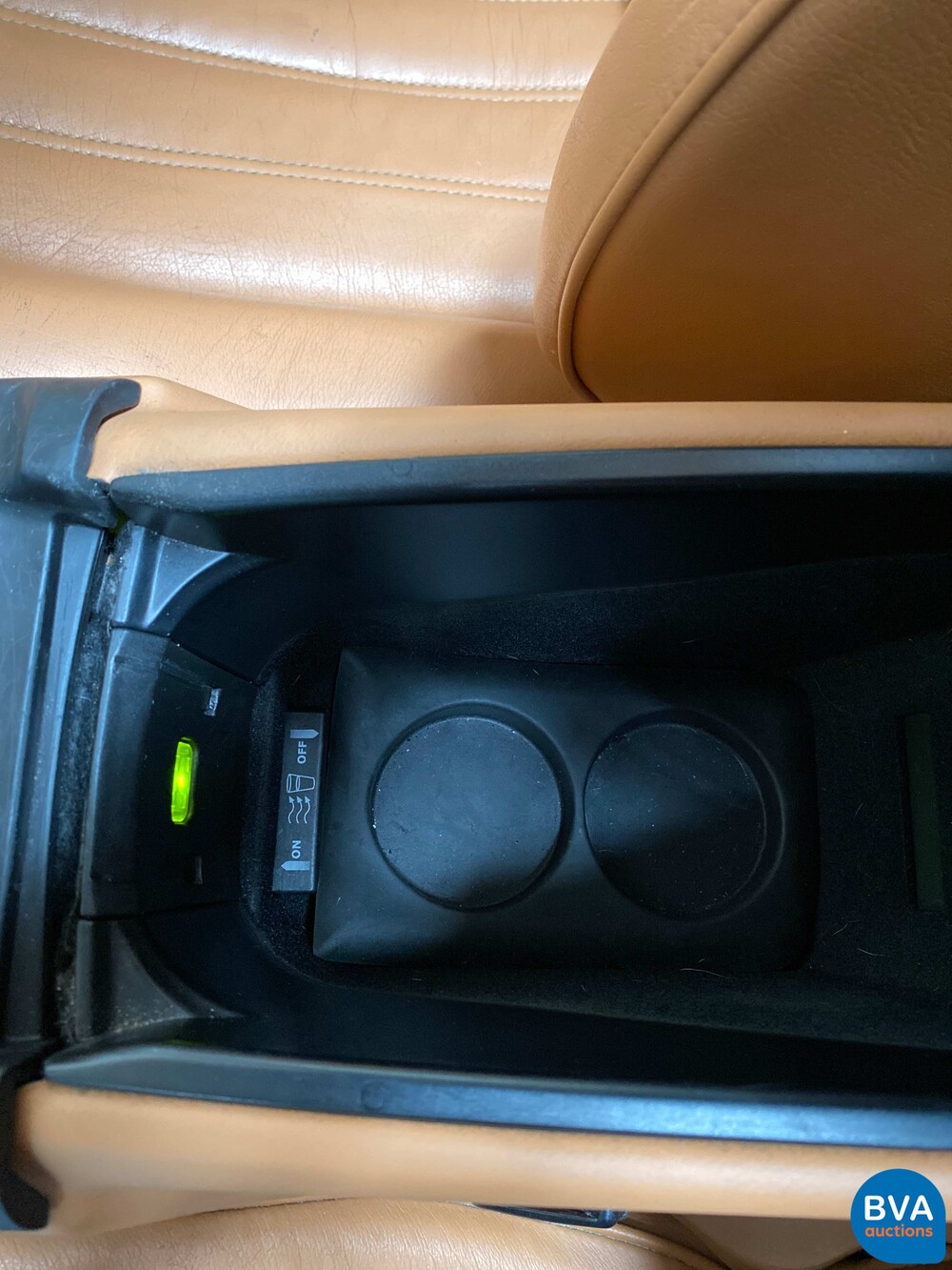 Maserati Quattroporte 4.2 V8 401PS 2005 -Org. NL-, 59-RB-FD.