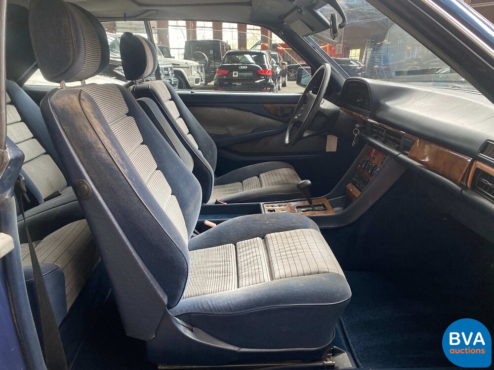 Mercedes-Benz 380SEC 204pk 1985, 24-LDX-6