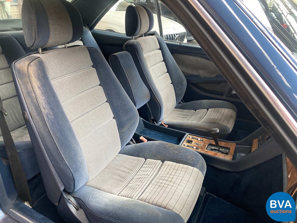 Mercedes-Benz 380SEC 204pk 1985, 24-LDX-6