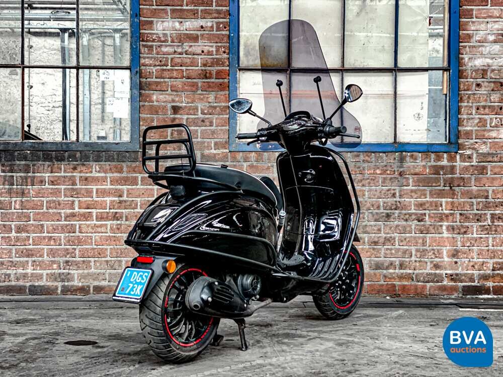 Piaggio Vespa Sprint 4-Takt 2017, DGS-73-K.