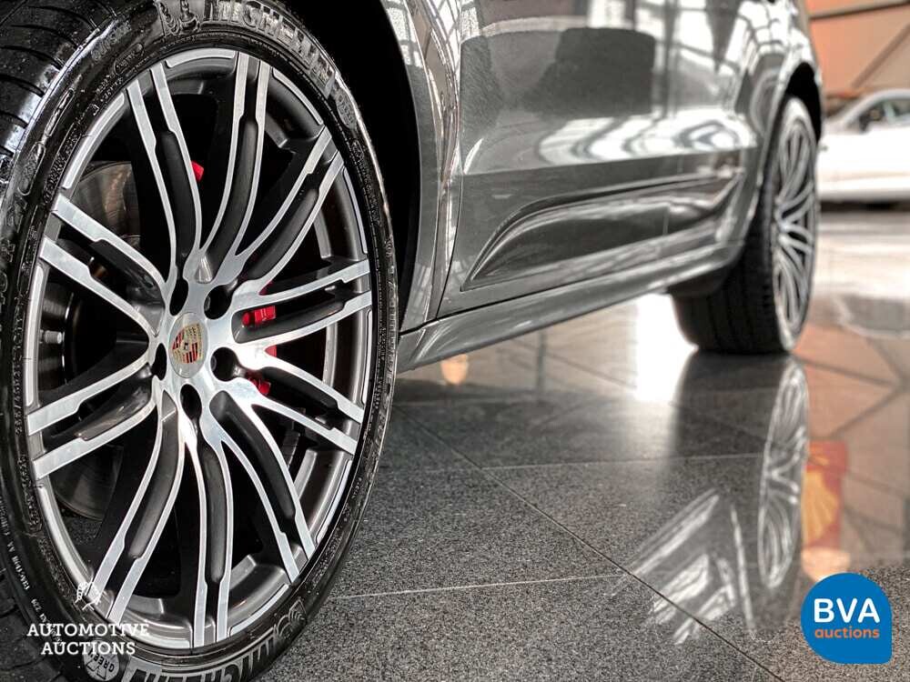 Porsche Macan Turbo 3.6 400pk 2015 -Org NL-, 4-ZSP-38