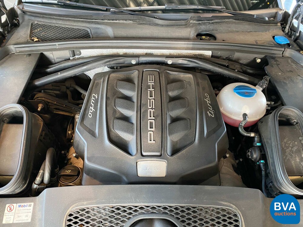Porsche Macan Turbo 3.6 400pk 2015 -Org NL-, 4-ZSP-38