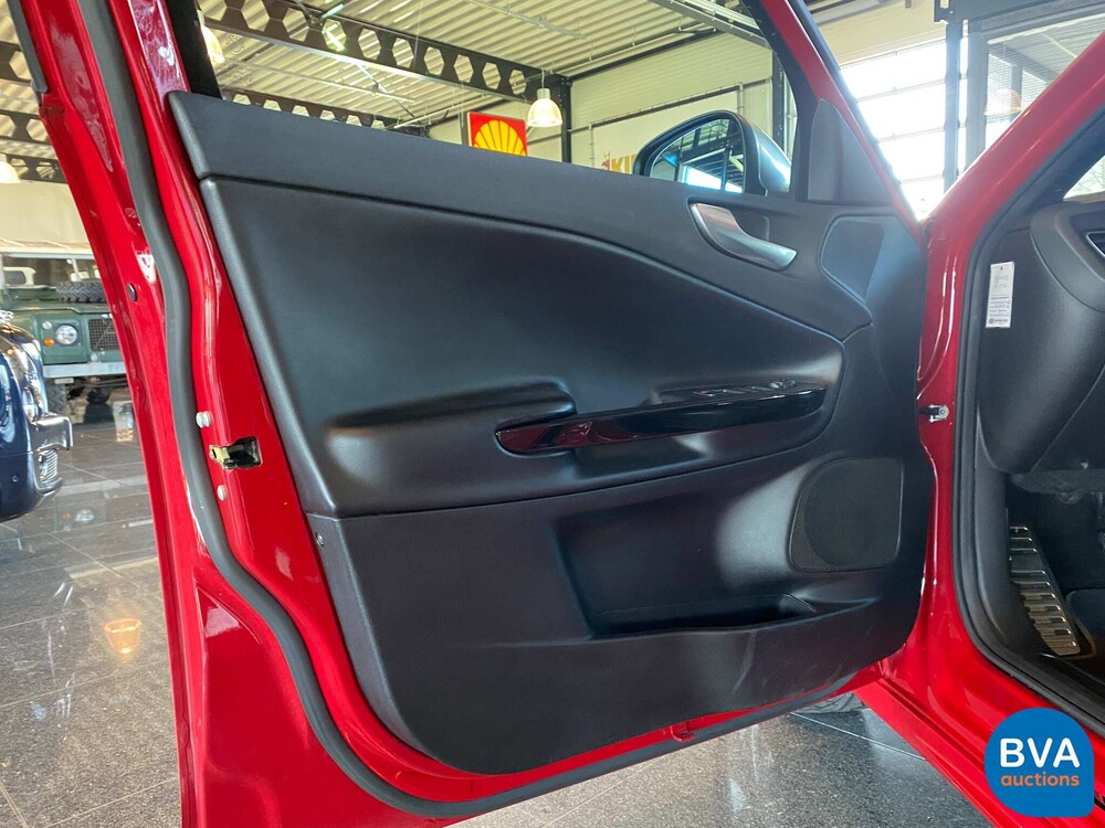 Alfa Romeo Giulietta 1.4T Distinctive 170hp 2011 -Org. NL-, 08-RSH-1.