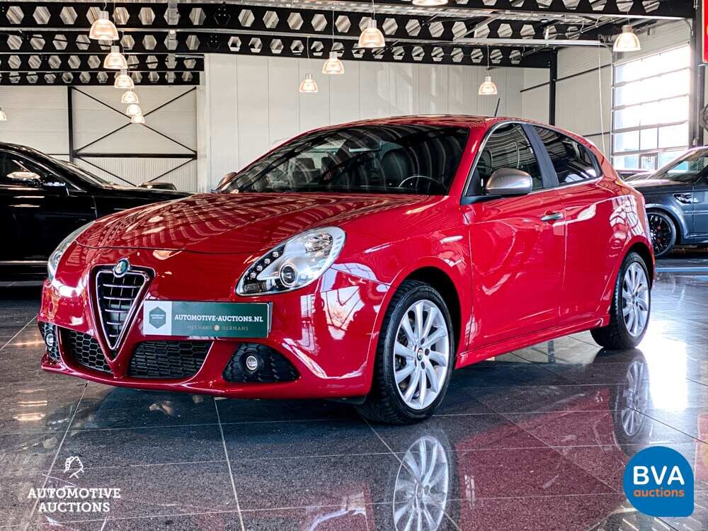 Alfa Romeo Giulietta 1.4T Distinctive 170hp 2011 -Org. NL-, 08-RSH-1.
