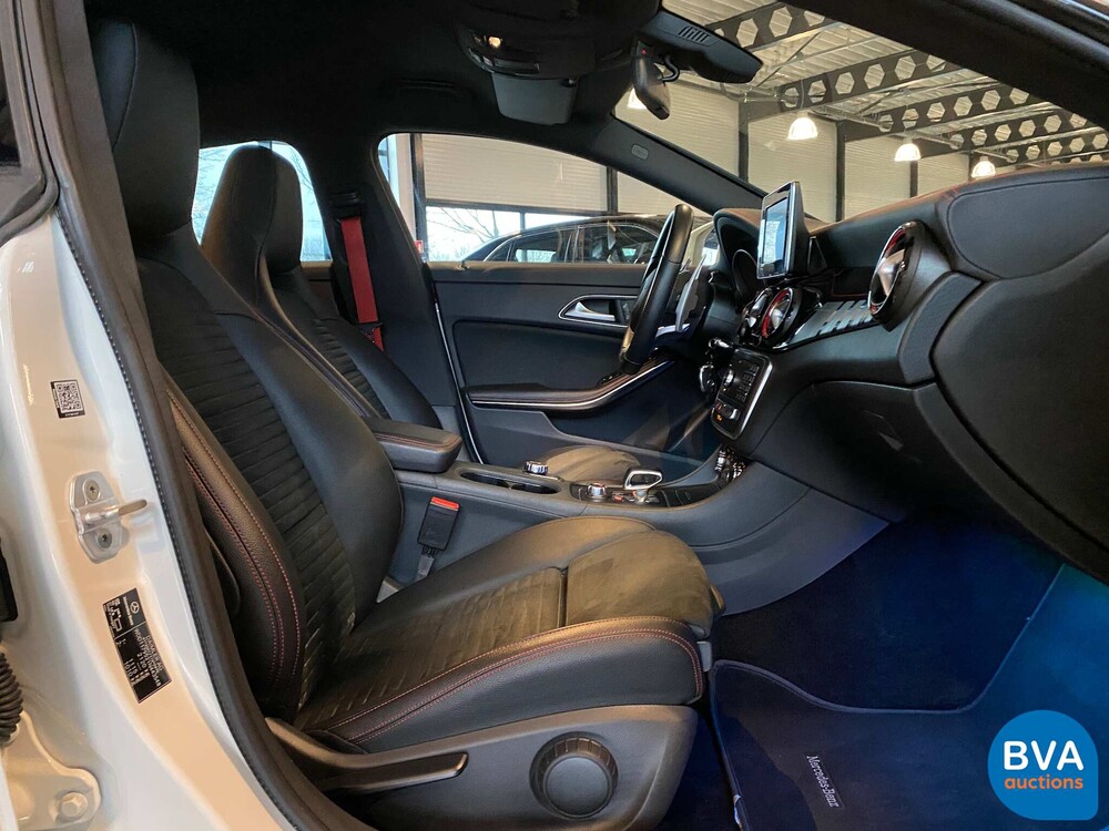 Mercedes-Benz CLA 45 AMG Shooting Brake 4matic CLA45 381pk FACELIFT, J-885-RZ.