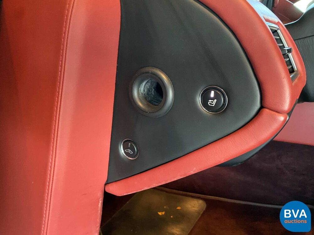 Aston Martin V12 Vantage 5.9 V12 -MANUAL GEARBOX- 571pk 2009, 29-TGB-5.