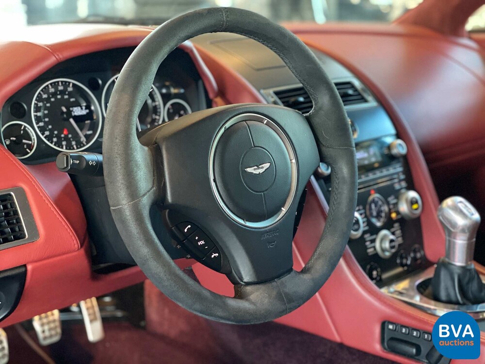 Aston Martin V12 Vantage 5.9 V12 -MANUAL GEARBOX- 571pk 2009, 29-TGB-5.