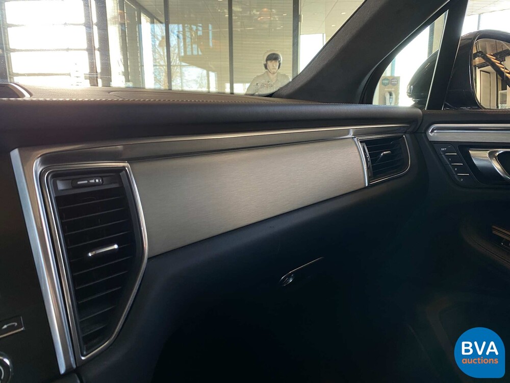 Porsche Macan Turbo Sportchrono 400pk FACELIFT 2016 -Org. NL-, KD-424-R