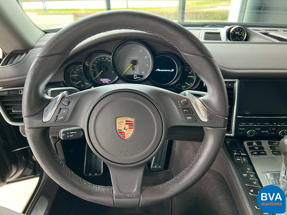 Porsche Panamera GTS e-Hybrid 416pk Plug-In Hybride 2014 FAC