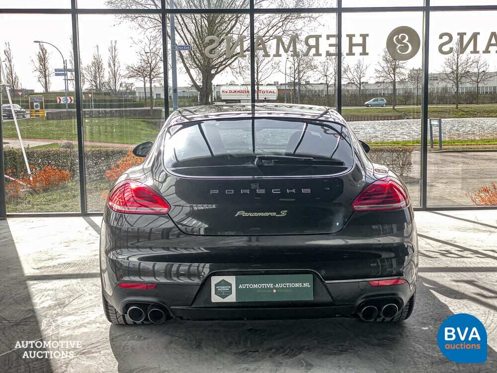 Porsche Panamera GTS e-Hybrid 416pk Plug-In Hybride 2014 FAC