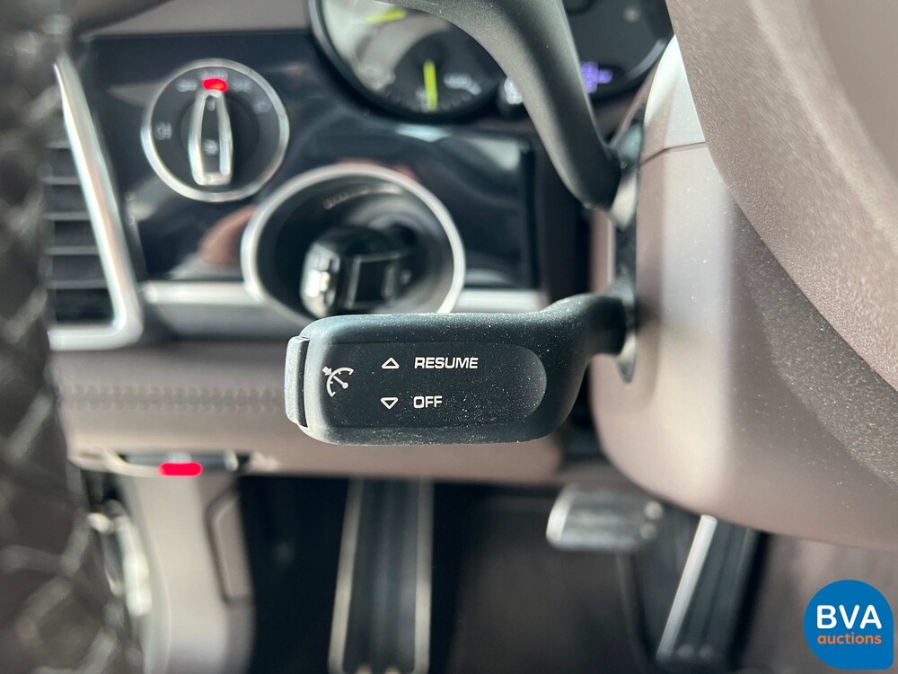 Porsche Panamera GTS e-Hybrid 416pk Plug-In Hybride 2014 FAC