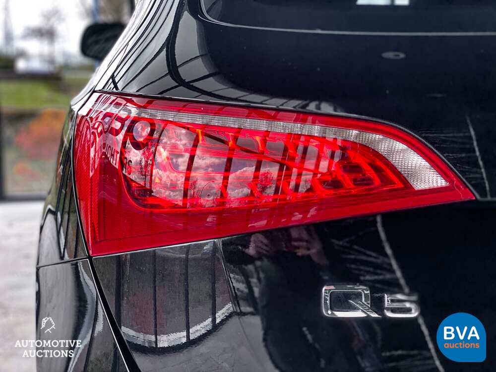 Audi Q5 2.0 TFSI Hybrid Quattro 211PS 2012, 6-KLV-37.